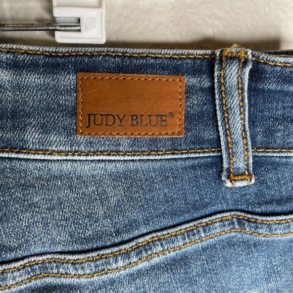 Judy Blue High Waist Skinny Fit Jeans Raw Distressed Hem Style JB82157MD - Picture 6 of 8